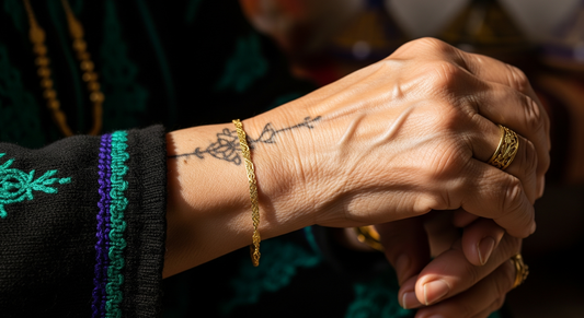 Quand ma Cliente de 70 Ans m'a Demandé un Tatouage... en Or