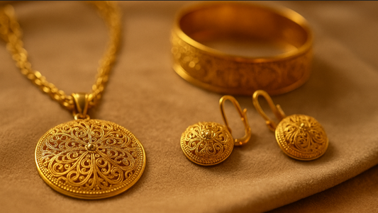 Traditions et amour : quand les bijoux de mariage inspirent les couples d’aujourd’hui