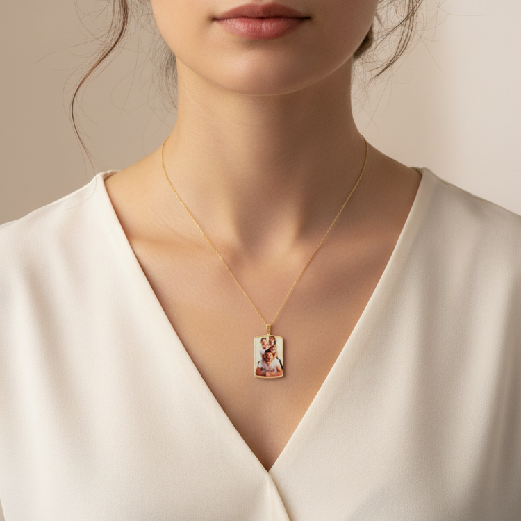 Collier Personnalisé Avec Photo Couleur en Or 18K