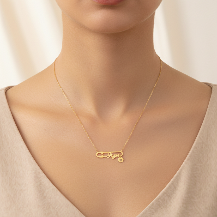 Collier Epingle Avec prénom Personnalisé en Or 18K
