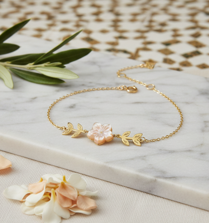 Sérénité Florale en Or 18K