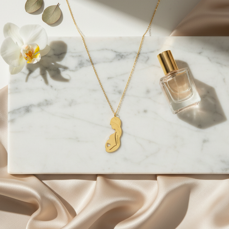 Collier Femme Enceinte Personnalisé En Or 18K