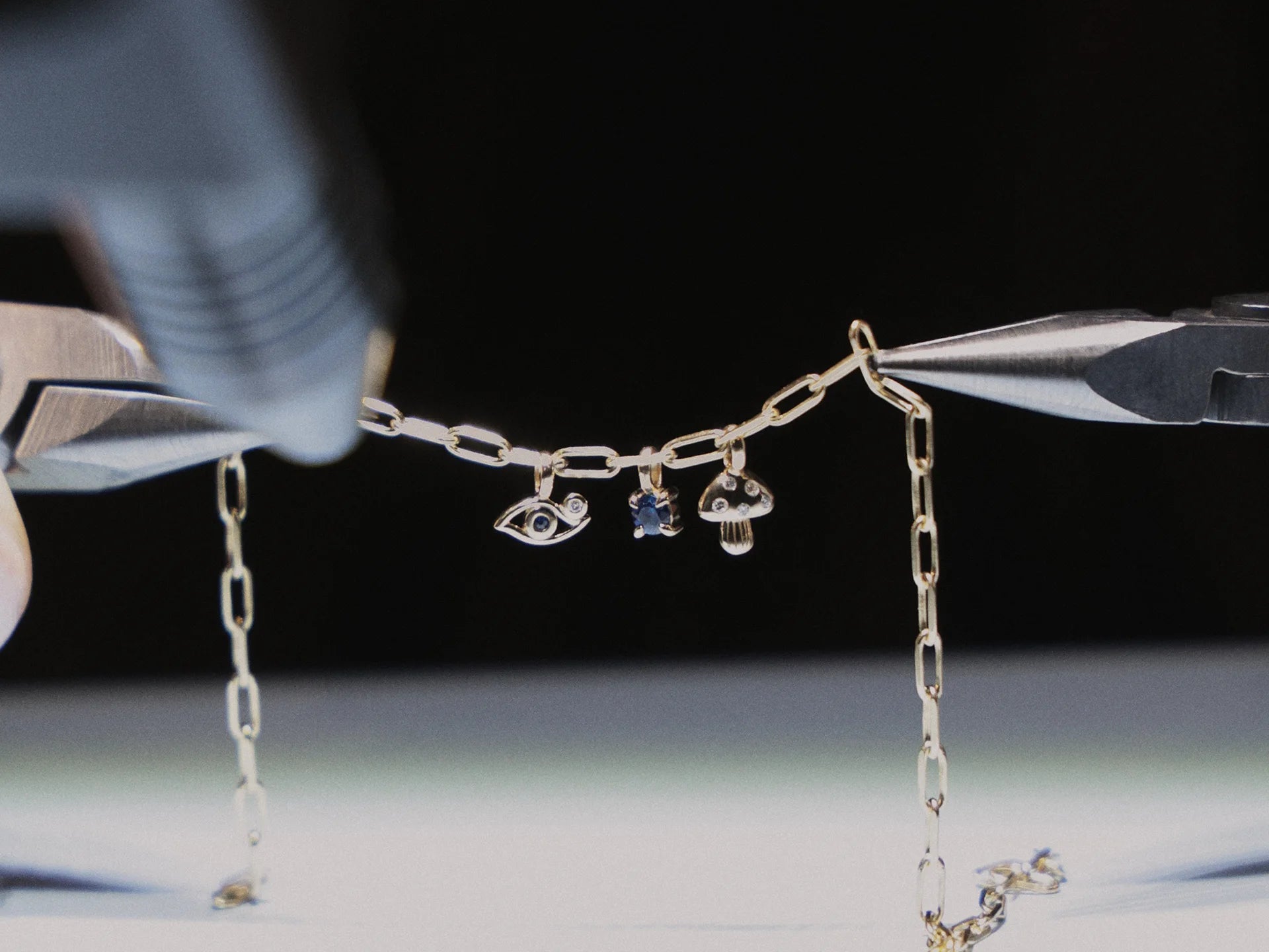 Bracelet Size Guide
