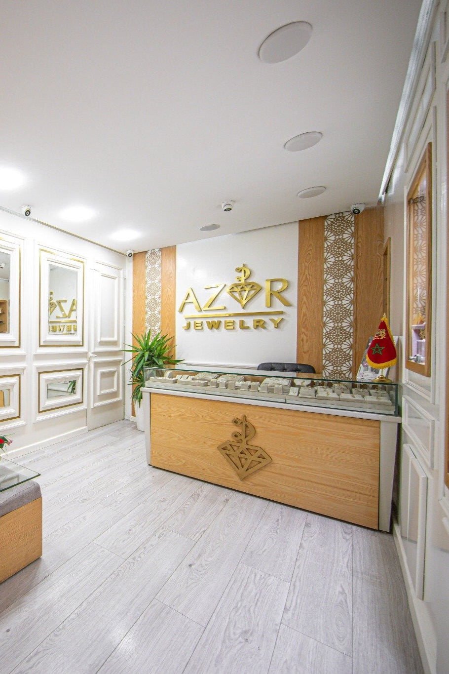 ATELIER AZOR