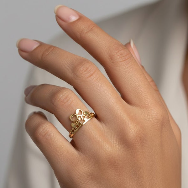 Happy Family Ring in 18K Gold - Secondary View