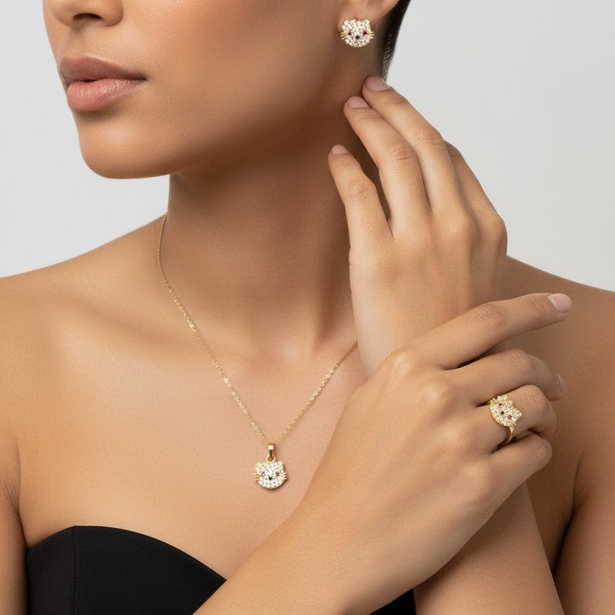 مجموعة هالو كاتي من الذهب عيار 18 قيراطًا