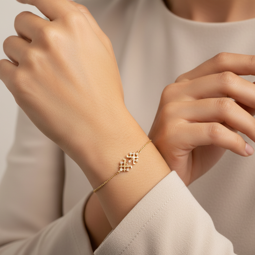 سوار التناغم القبلي من الذهب عيار 18 قيراطًا