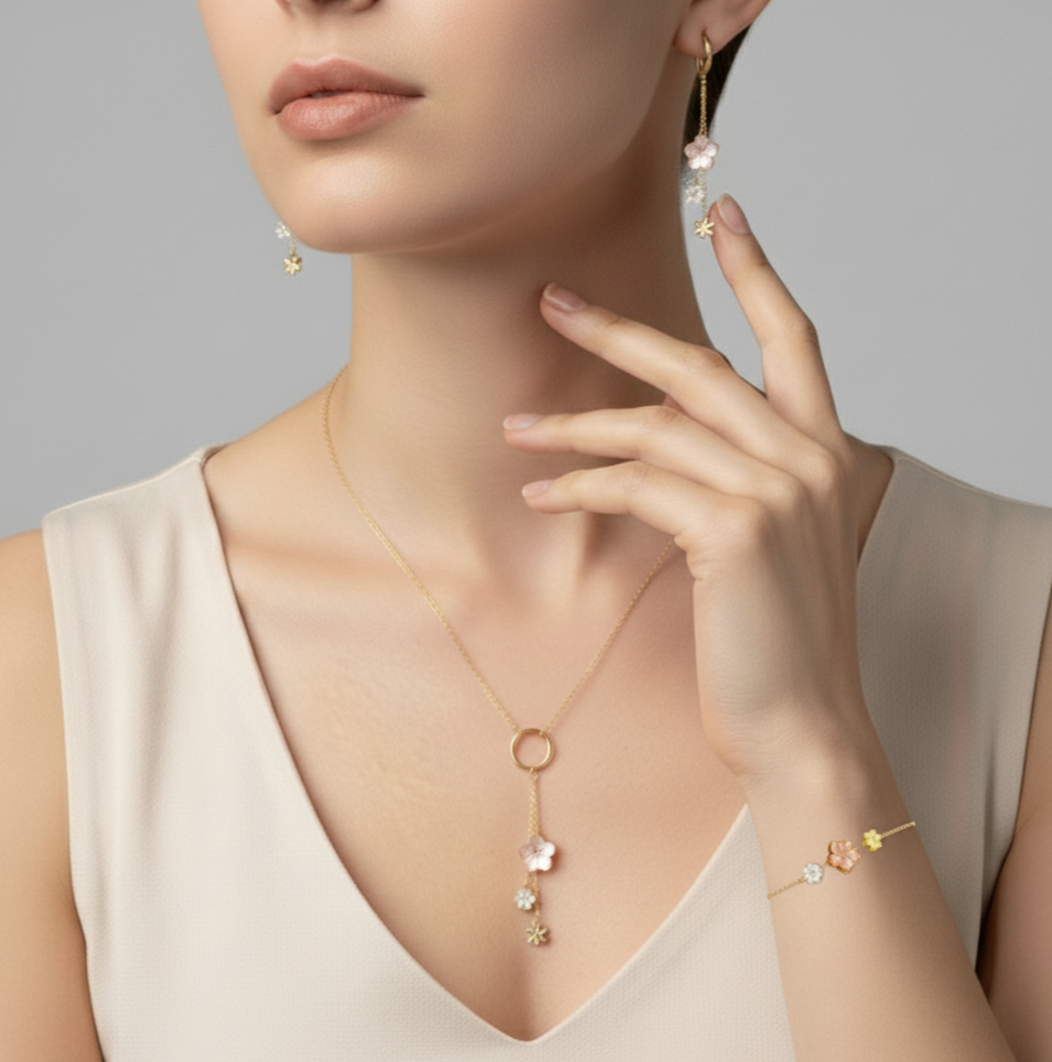 مجموعة صحوة الربيع من الذهب عيار 18 قيراطًا