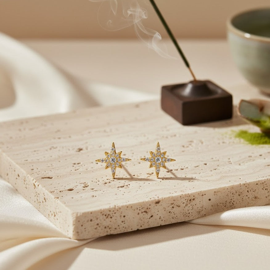 حلقة ذهبية لامعة عيار 18 قيراطًا