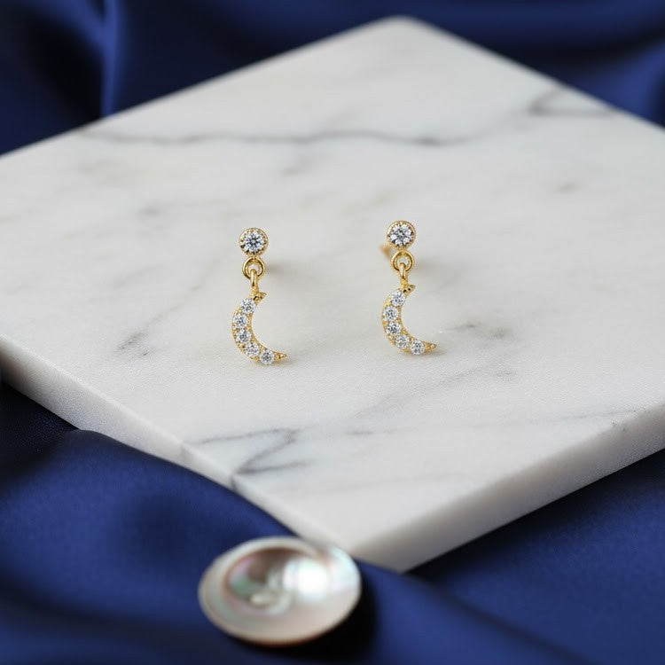 Boucle Lune en Or 18K