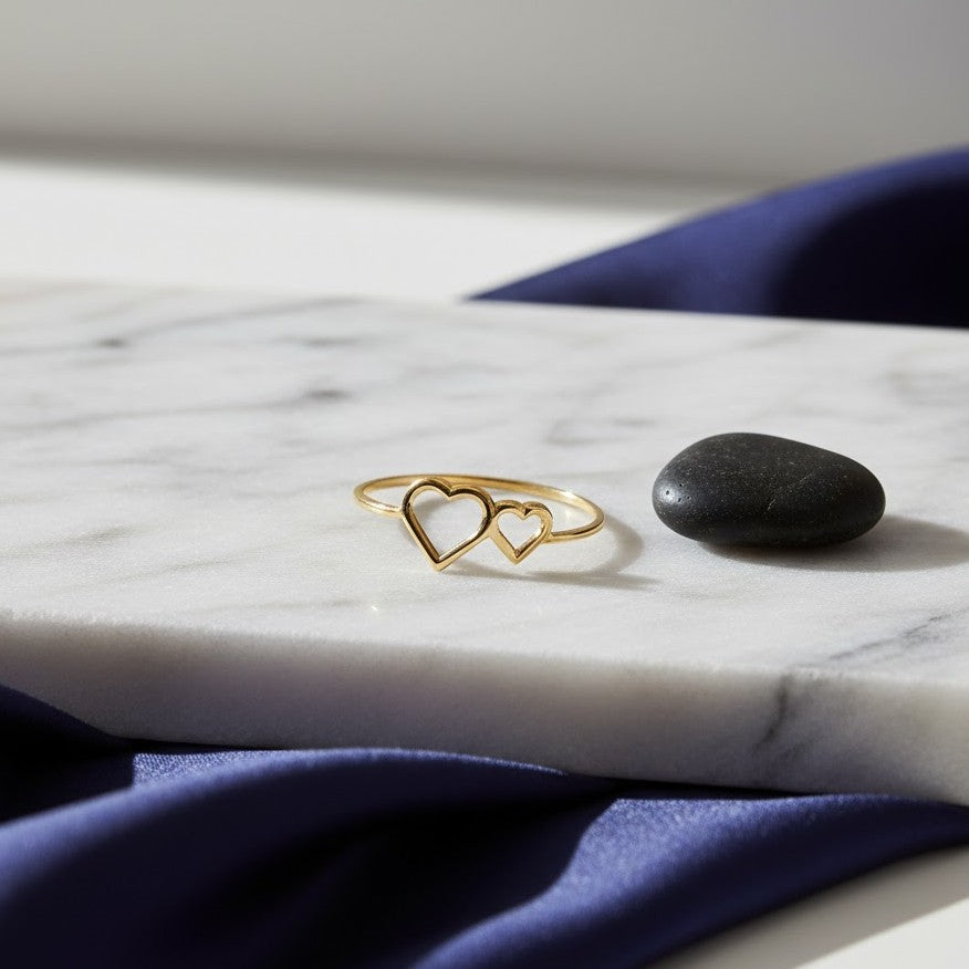 خاتم الحب الصغير من الذهب عيار 18 قيراطًا