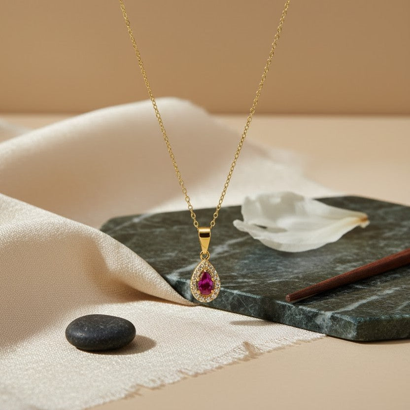 قلادة دمعة من الذهب عيار 18 قيراطًا (أحمر)