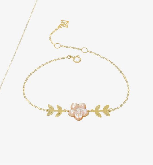 Sérénité Florale en Or 18K