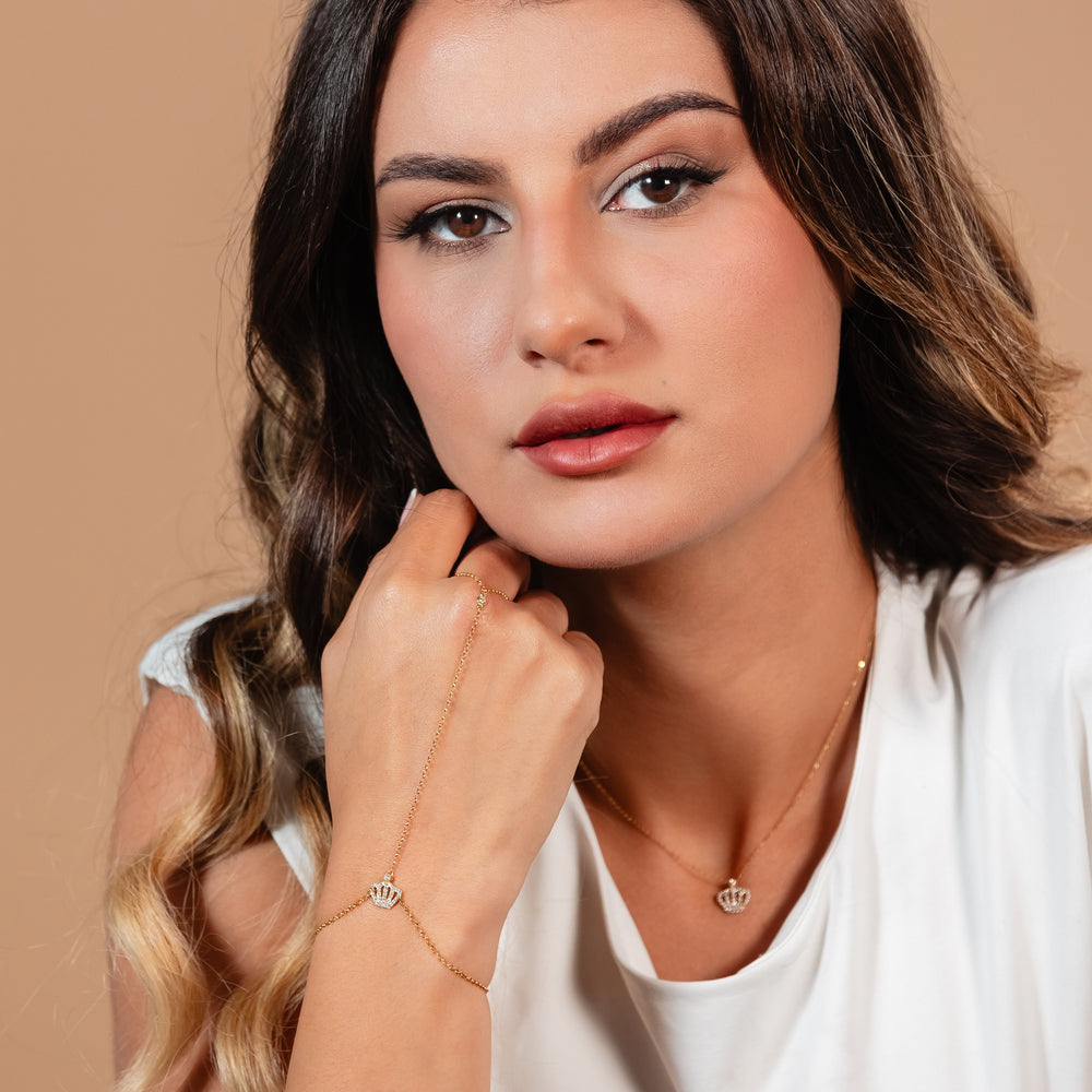 Hand Chain Royal Charm en Or 18k