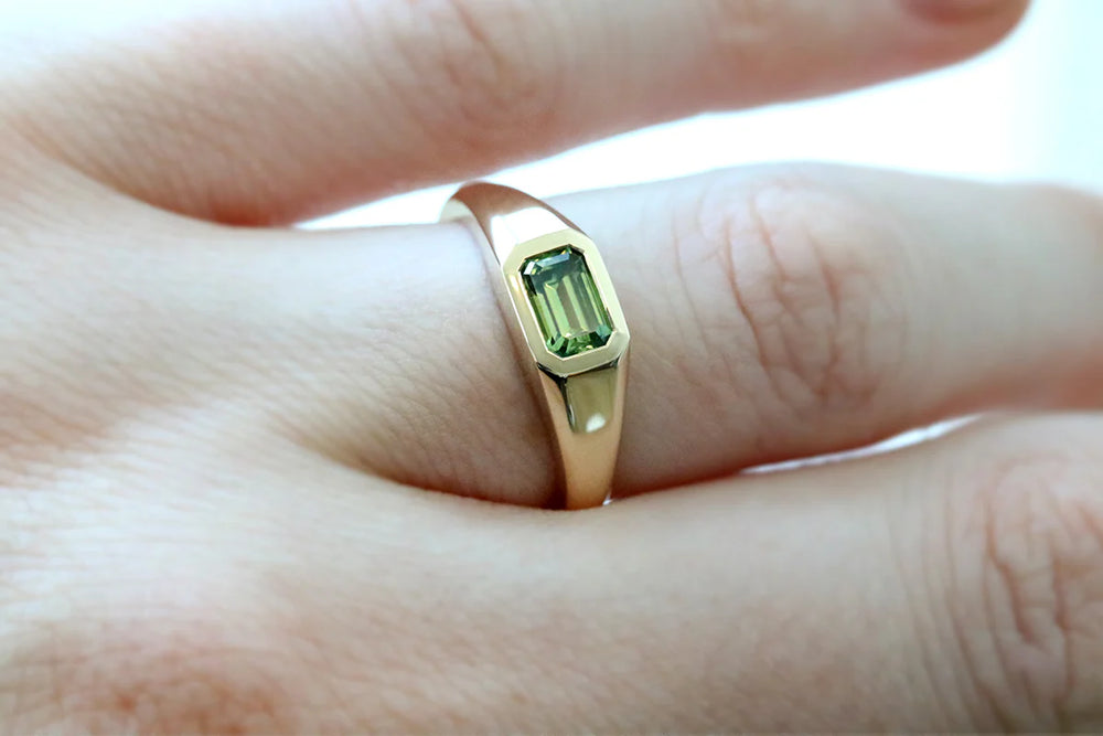 Bague Chevalière Émeraude Verte en Or 18K