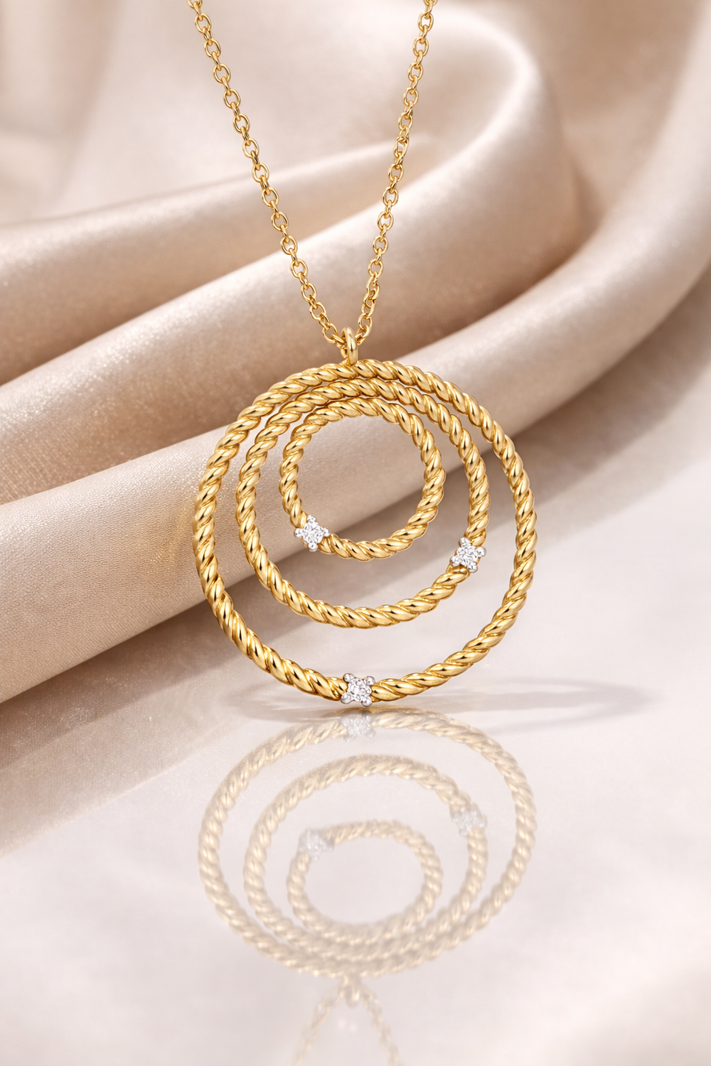 Collier Triple Infinity en Or 18K