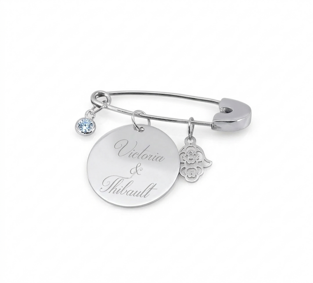 بروش طفل من الذهب عيار 18 قيراطًا مخصص