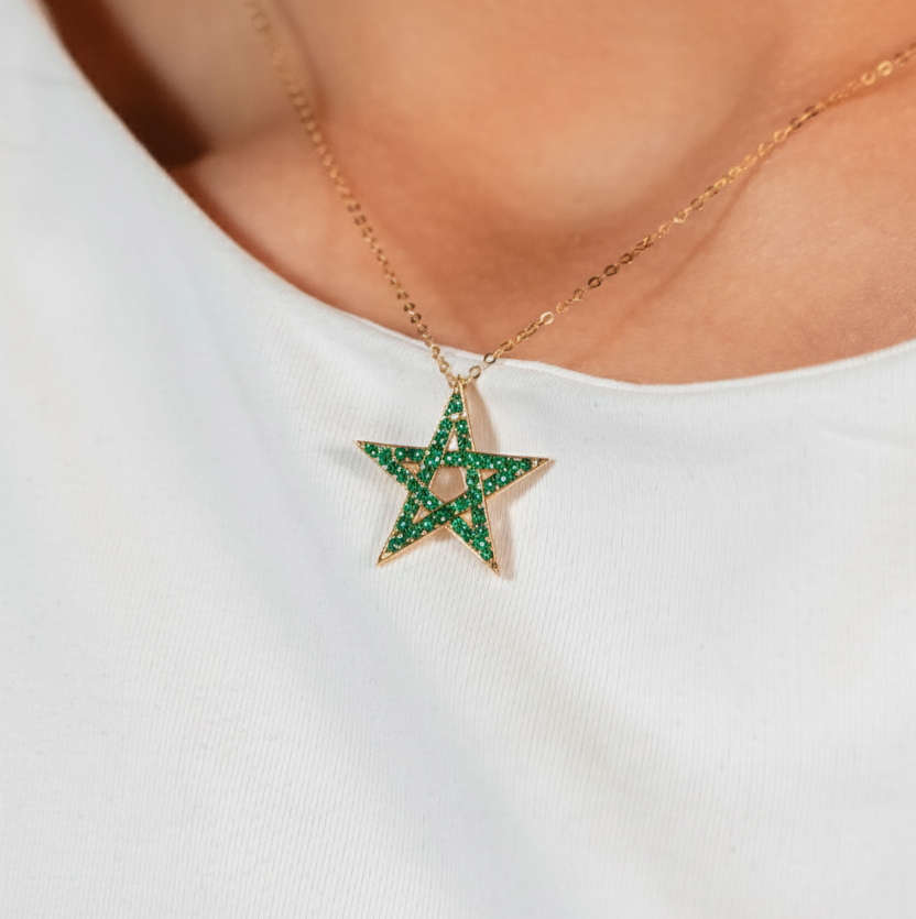 Collier Victoire vert en Or 18K