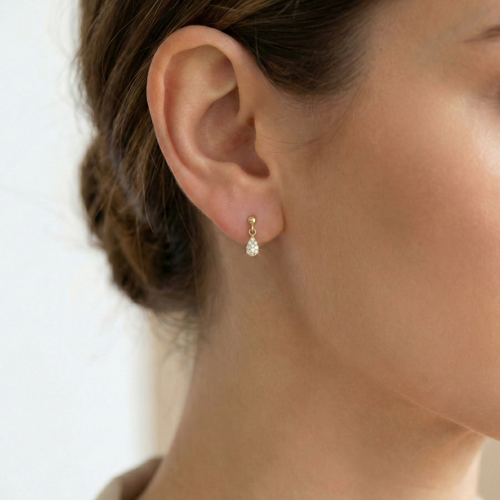 حلقة لوزية من الذهب عيار 18 قيراطًا