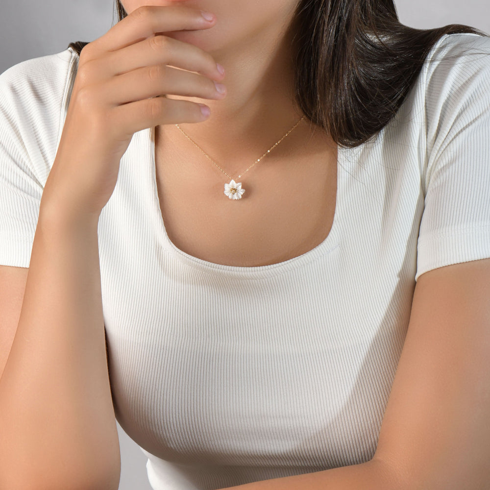 Collier Fleur de Nacre En Or 18K