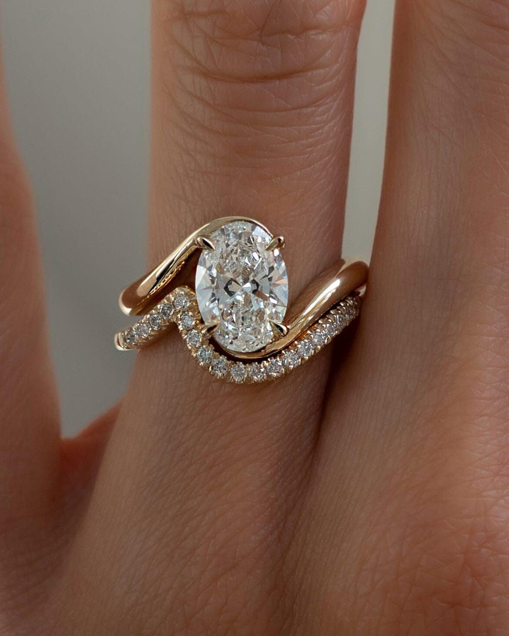 Bague de fiançailles Infinity Wave en Or 18K