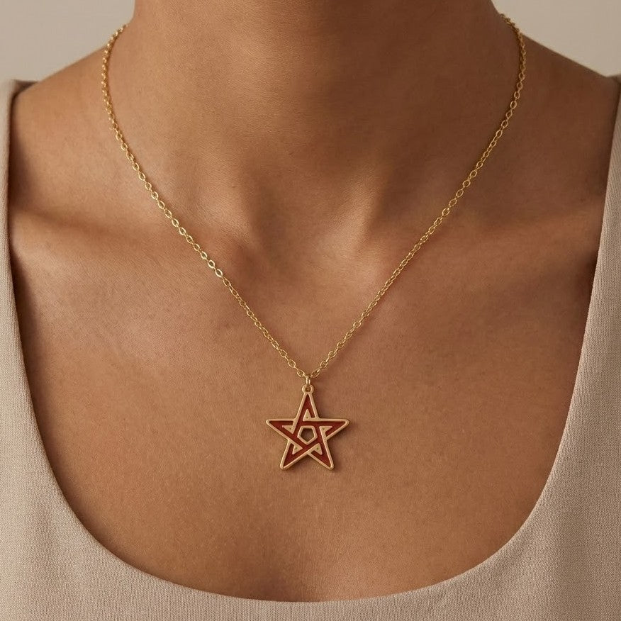 Étoile du Royaume En Or 18K